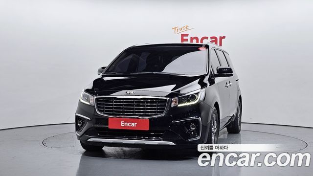 Kia Canival 2020 — photo 3