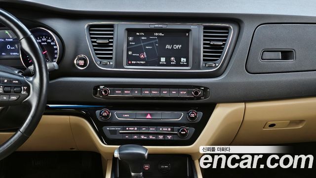 Kia Canival 2020 — photo 13