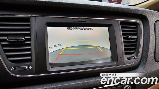 Kia Canival 2020 — photo 14