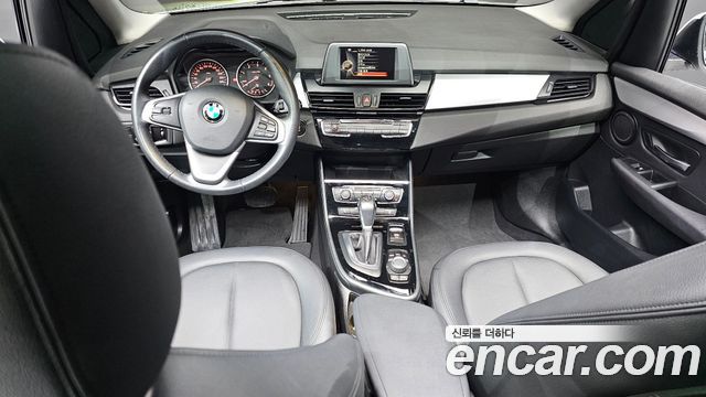 BMW 2-Series 2016 — photo 10