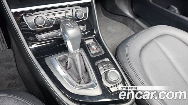 BMW 2-Series 2016 — photo 12