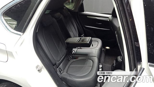 BMW 2-Series 2016 — photo 29