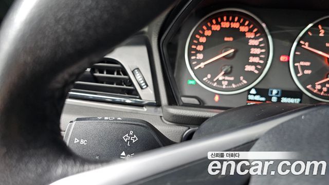 BMW 2-Series 2016 — photo 30