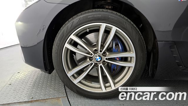 BMW Gran Turismo 2020 — photo 5