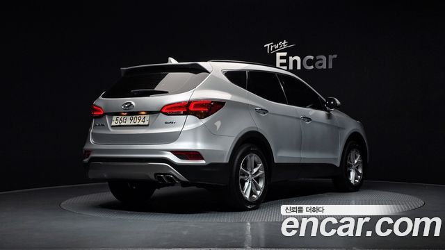Hyundai Santafe 2016 — photo 2