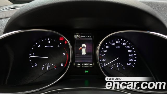 Hyundai Santafe 2016 — photo 8