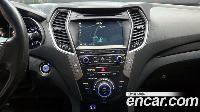 Hyundai Santafe 2016 — photo 13