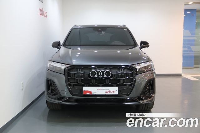 Audi Q7 2025 — photo 3