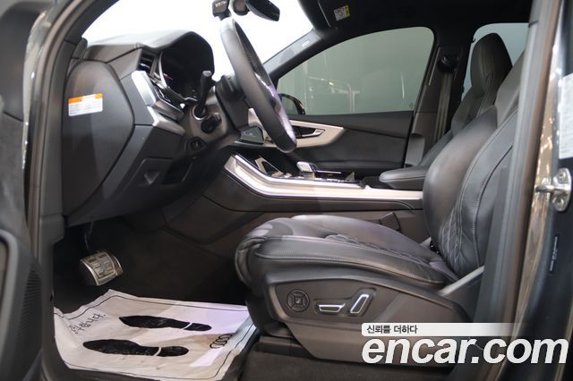 Audi Q7 2025 — photo 17