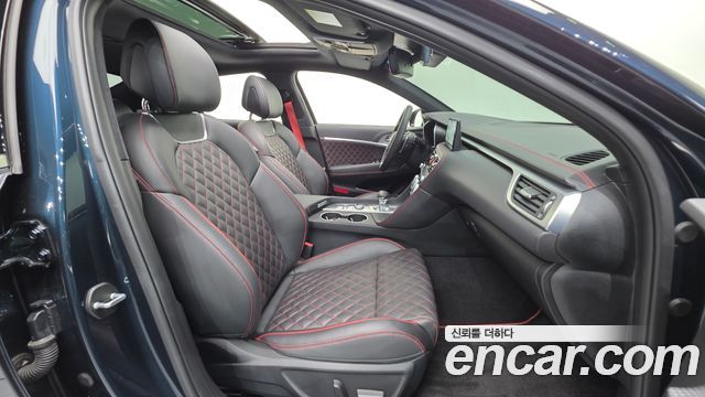 Genesis G70 2021 — photo 13