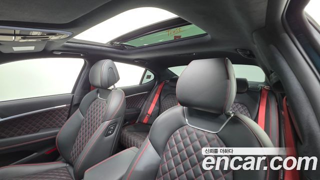 Genesis G70 2021 — photo 18