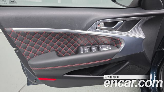 Genesis G70 2021 — photo 15