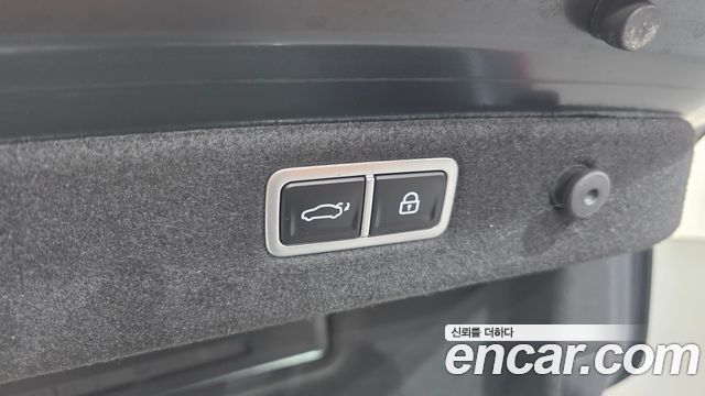 Genesis G70 2021 — photo 28