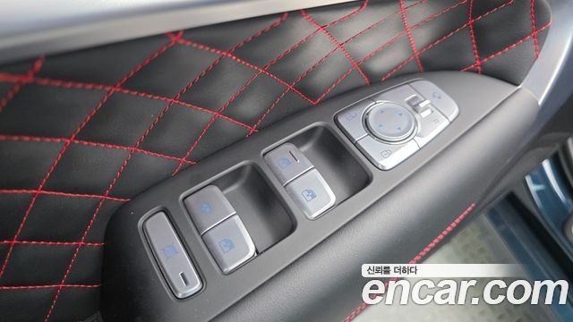 Genesis G70 2021 — photo 33