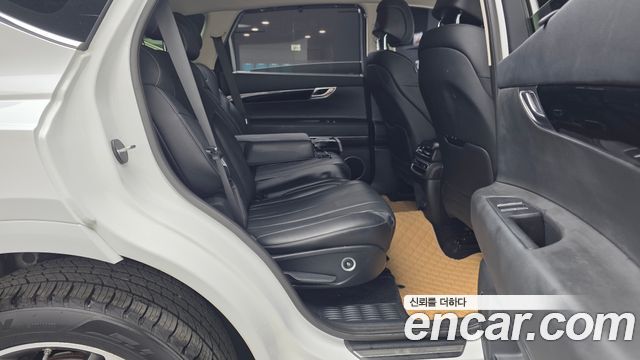 Genesis GV80 2020 — photo 18