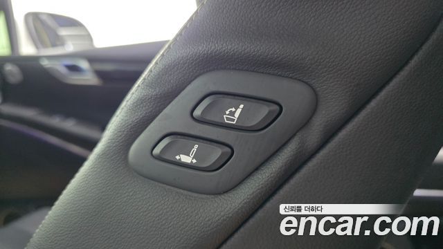 Genesis GV80 2020 — photo 24