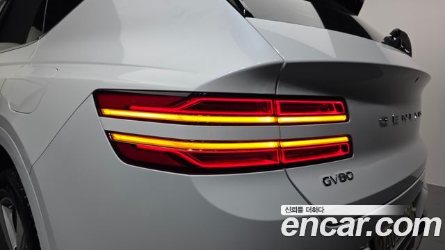 Genesis GV80 2020 — photo 9