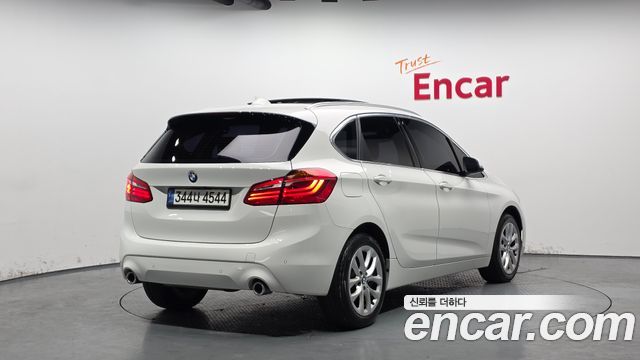 BMW 2-Series 2019 — photo 2