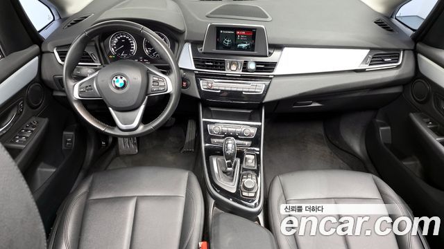 BMW 2-Series 2019 — photo 7