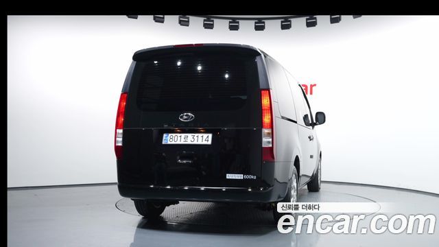 Hyundai Staria 2024 — photo 4