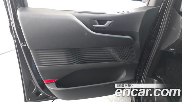 Hyundai Staria 2024 — photo 14