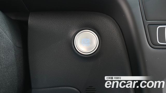 Hyundai Staria 2024 — photo 27
