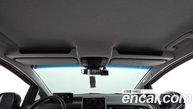 Hyundai Staria 2024 — photo 32