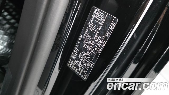 Hyundai Staria 2024 — photo 33