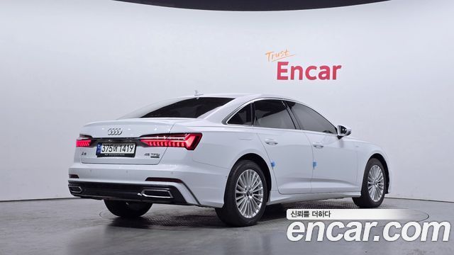 Audi A6 2021 — photo 2