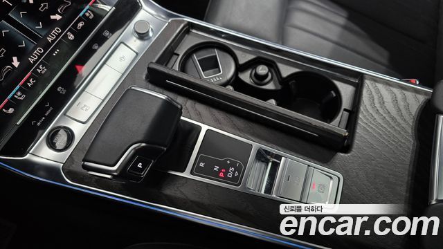 Audi A6 2021 — photo 9