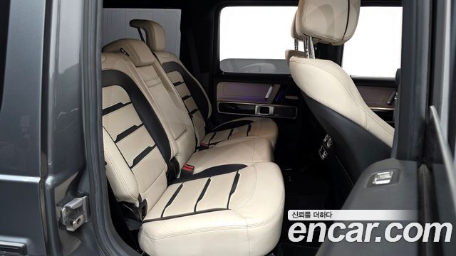 Mercedes-Benz G-Class 2021 — photo 17