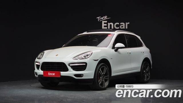 Porsche Cayenne 2014 — photo 1
