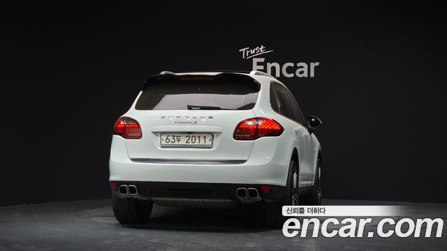 Porsche Cayenne 2014 — photo 4