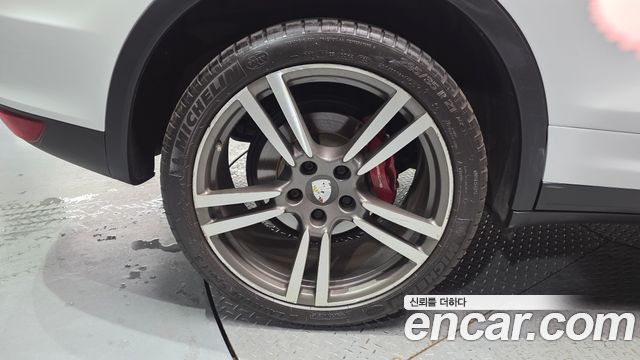 Porsche Cayenne 2014 — photo 5
