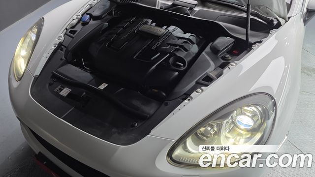 Porsche Cayenne 2014 — photo 6