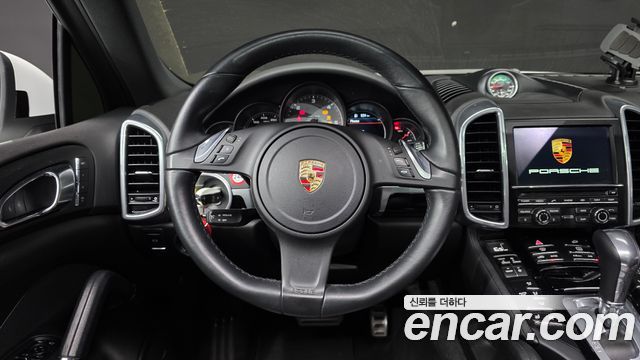 Porsche Cayenne 2014 — photo 13