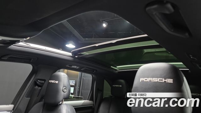 Porsche Cayenne 2014 — photo 18
