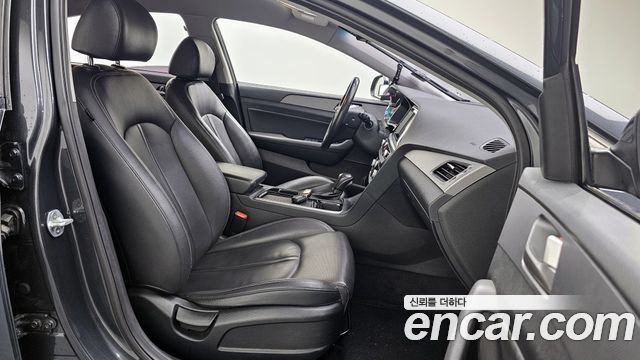 Hyundai Sonata 2019 — photo 11