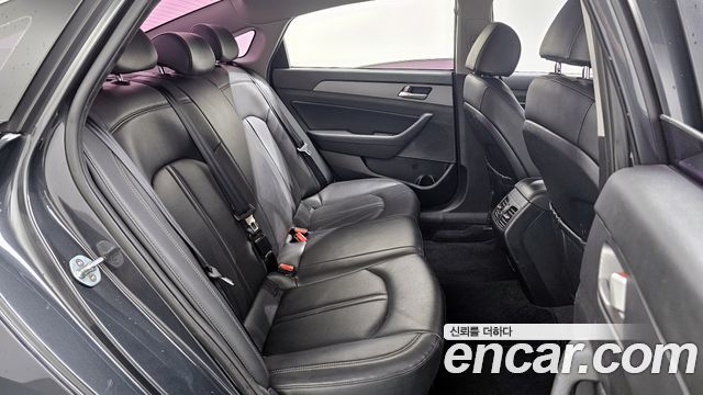 Hyundai Sonata 2019 — photo 13