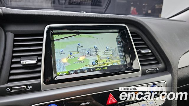 Hyundai Sonata 2019 — photo 17