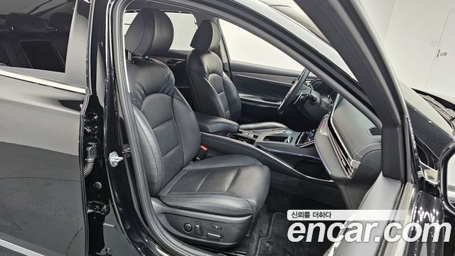 Hyundai Grandeur 2022 — photo 18