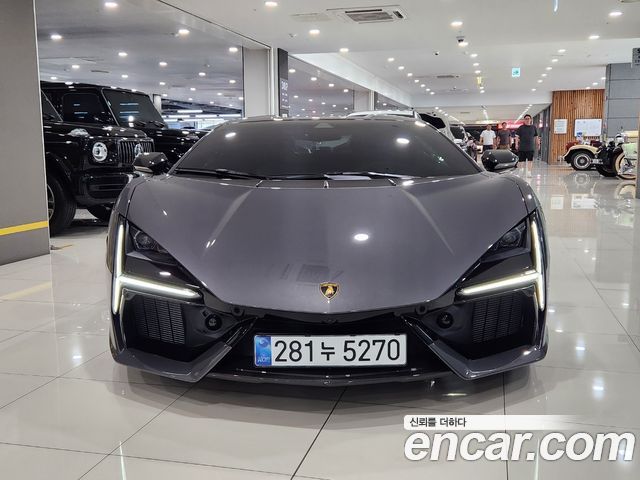 Lamborghini Revuelto 2025 — photo 14