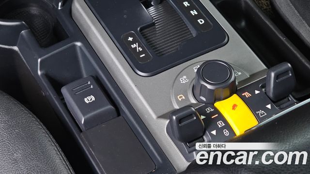 Land Rover Discovery 2008 — photo 23