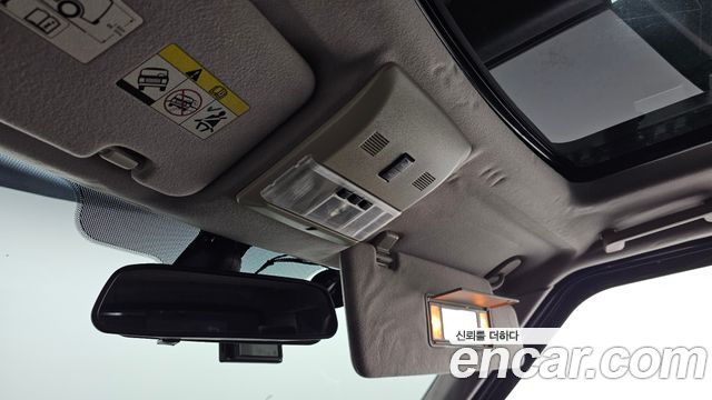 Land Rover Discovery 2008 — photo 24