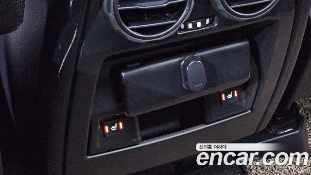 Land Rover Discovery 2008 — photo 28
