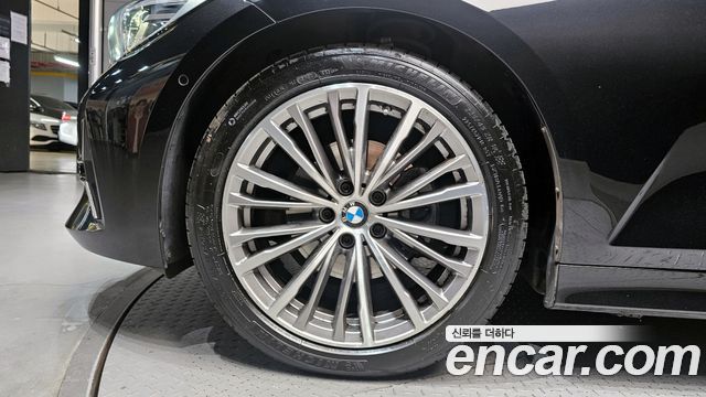BMW 3-Series 2022 — photo 5