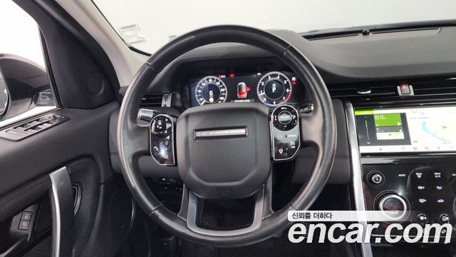 Land Rover Discovery Sport 2020 — photo 18