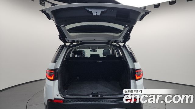 Land Rover Discovery Sport 2020 — photo 26