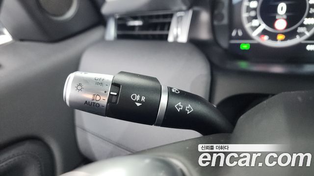 Land Rover Discovery Sport 2020 — photo 35