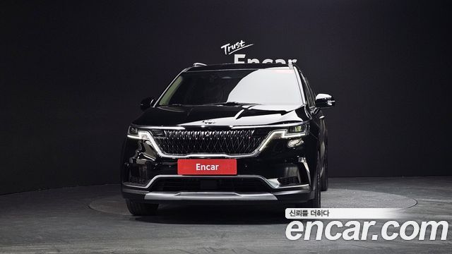 Kia Canival 2021 — photo 3